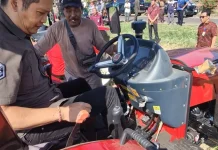 Dukung Ketahanan Pangan, Bupati Jembrana Serahkan Traktor Roda Empat
