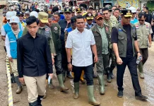 Wapres Gibran Tinjau Penanganan Banjir Bandang di Solok