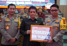 Kapolres Buleleng Terima Penghargaan Ombudsman RI 2025 Pelayanan Prima