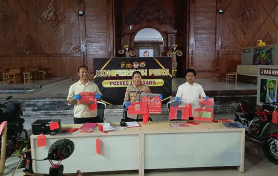 Polres Jembrana Ungkap Pencurian 11,5 Kg Emas di Toko Emas