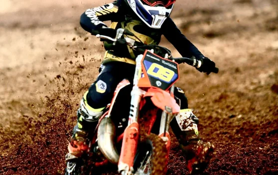 Crosser Cilik Asal Jembrana Raih Runner Up Kejurnas Motocross di Karanganyar