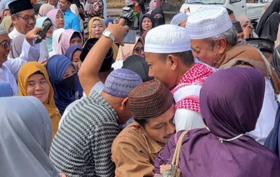 Jemaah Haji Jembrana Tiba di Tanah Air, Disambut Haru Keluarga dan Pemerintah