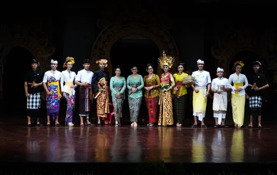 Parade Busana, Buleleng Angkat Tradisi Desa Tua di PKB 2026