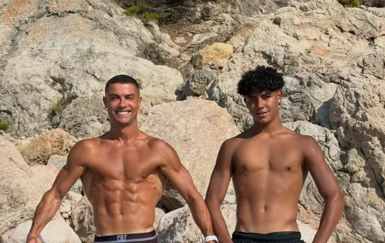 Cristiano Ronaldo Jr Tumbuh Lampaui Sang Ayah, Mimpi Bermain Bersama Kian Dekat