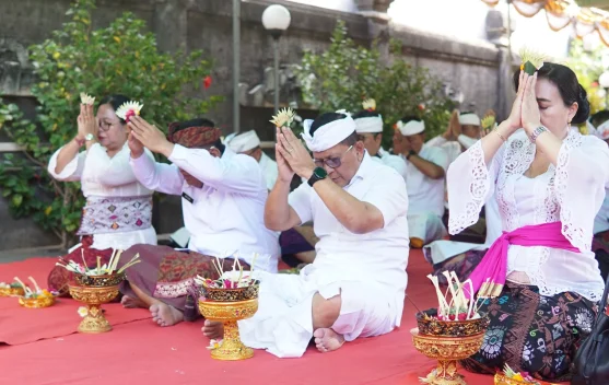 Matur Piuning Jadi Momentum Refleksi Nilai Persatuan jelang HUT Kemerdekaan