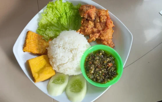 Ayam Kipas, Sajian Gurih yang Bikin Selera Makan Makin Menggoda