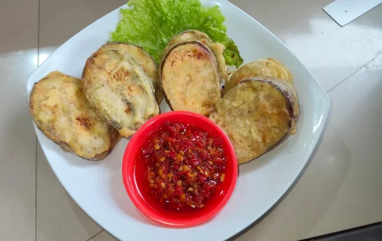 Renyah di Luar, Lembut di Dalam: Terong Crispy Jadi Camilan Favorit