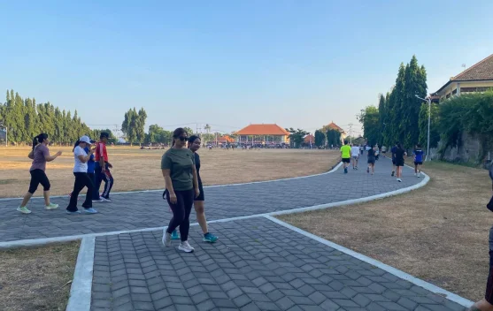 Manfaat Jalan Kaki dan Trik Jitu Menyelipkannya di tengah Kesibukan Harian
