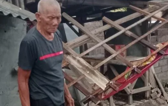 Bus Masuk Gang di Gilimanuk, Warung Warga Rusak Ditabrak