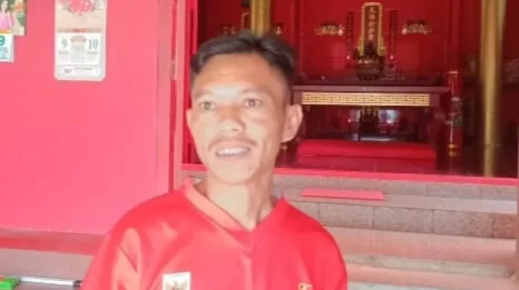 Tradisi Saling Mengunjungi saat Perayaan Imlek di Sintang