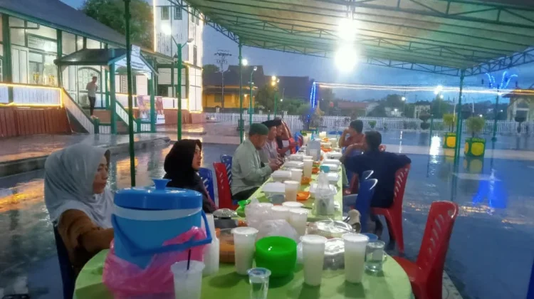 Masjid Bersejarah di Sintang Adakan Semarak Ramadan