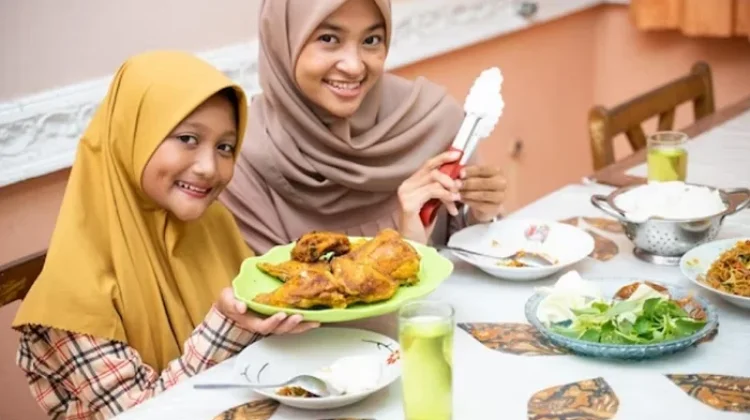 Menu Sahur Ampuh Lawan Lemas saat Puasa
