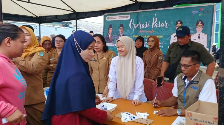 OP Pemprov Kalbar, Warga Senang Dapat Harga Murah