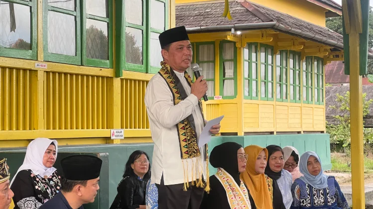 Gubernur KalBar Soroti Ruas Jalan Nanga Mau hingga Serawai