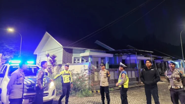 Polres Sekadau Lakukan Patroli Sahur