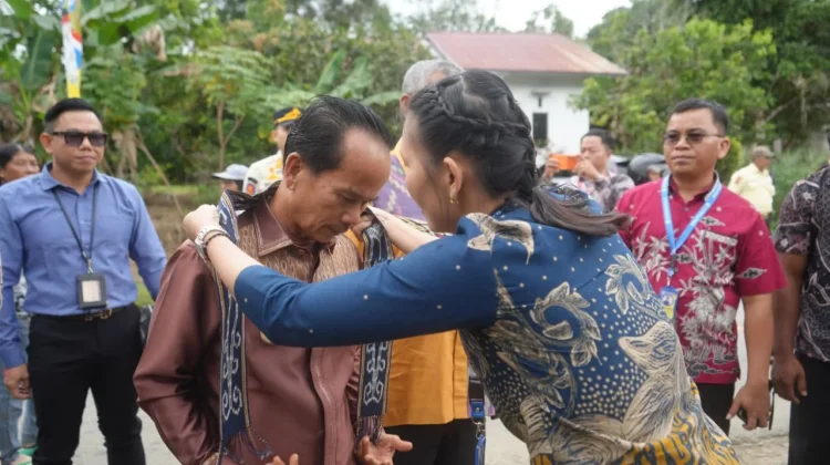 Bupati Sintang : Pengurus dan Anggota Koperasi Simpan Pinjam Terapkan Disiplin