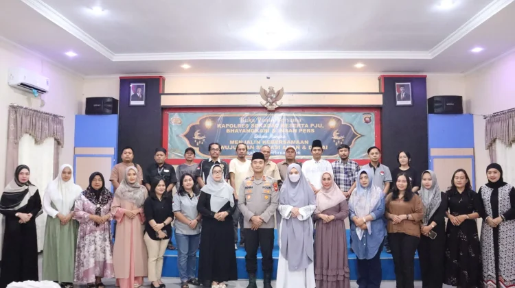 Polres Sekadau Buka Puasa Bersama dengan Insan Pers