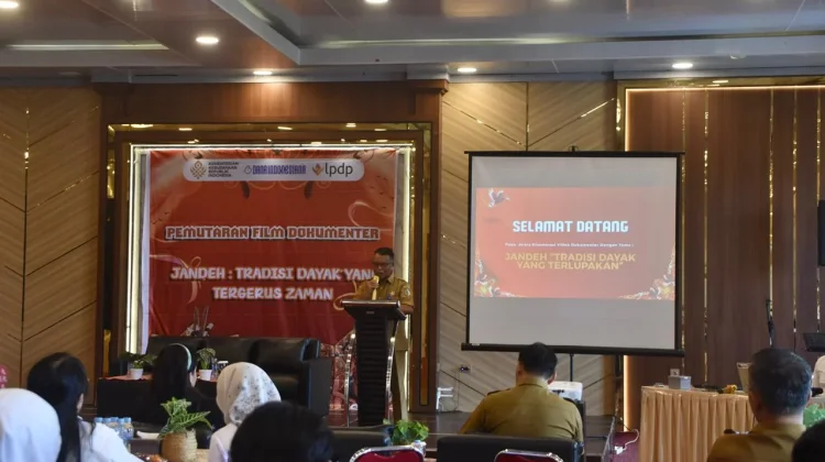 Tradisi Suku Dayak Sintang, Jandeh Berhasil di Dokumentasikan