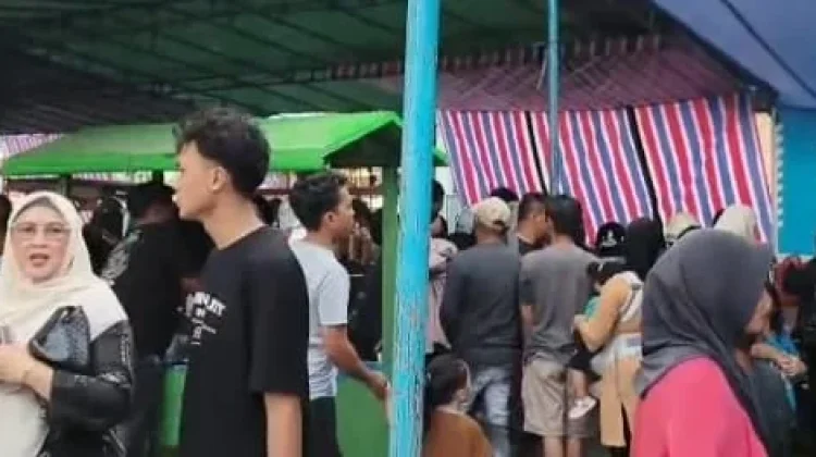 Kantin Ramadan Masjid Al Amin jadi Daya Tarik Pembeli