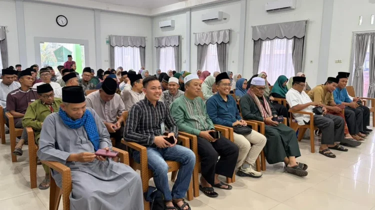 Kemenag Sintang  Buka Puasa Bersama Seluruh ASN