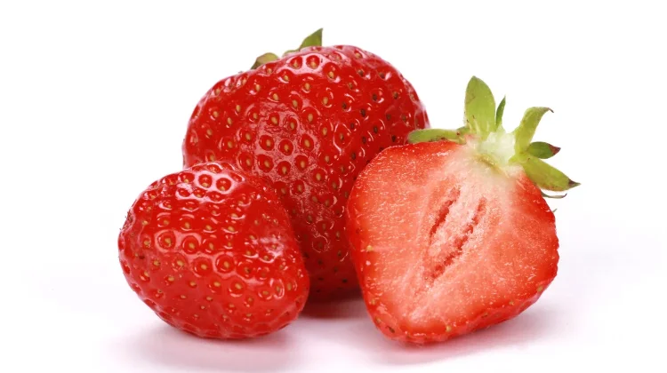 Strawberry, Buah untuk Mencerahkan dan Menjaga Kesehatan Kulit