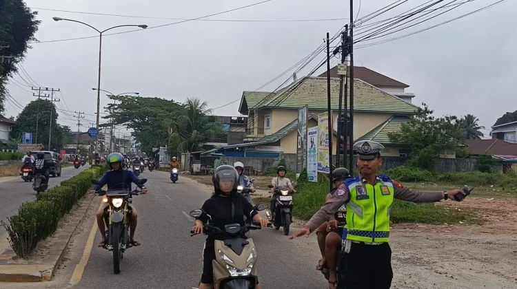 Aktivitas Kembali Normal, Satlantas Polres Melawi Gelar Ploting Point Pagi