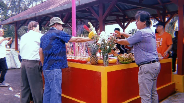 Mengenal Sembayang Kubur, Tradisi Masyarakat Tionghoa