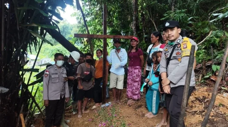 Kisah Haru Layanan 110, Menjawab Kegelisahan Keluarga dari Jauh