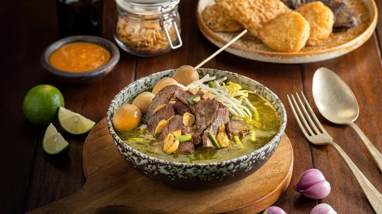 Alasan Soto Kudus Menggunakan Daging Kerbau