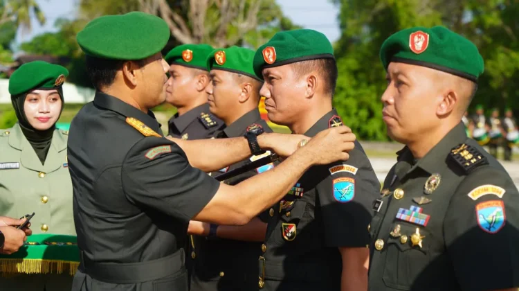 Danrem 121/Abw Pimpin Sertijab 4 Komandan Satuan Jajaran Korem 121/Abw
