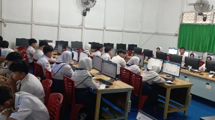 Ratusan Pelajar Madrasah Ikuti Tes Kemampuan Akademik