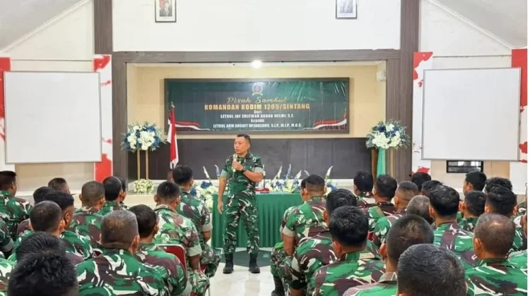 Arahan Perdana Dandim Sintang Soroti Keseimbangan Tugas dan Keluarga