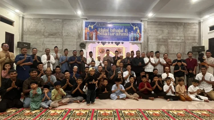 Warga Griya Sengkuang Batara Perkuat Kebersamaan Melalui Halal Bihalal