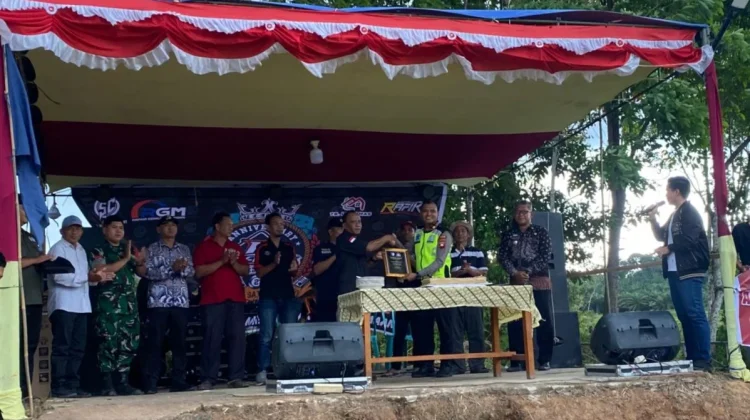 Satlantas Polres Sekadau Terima Penghargaan