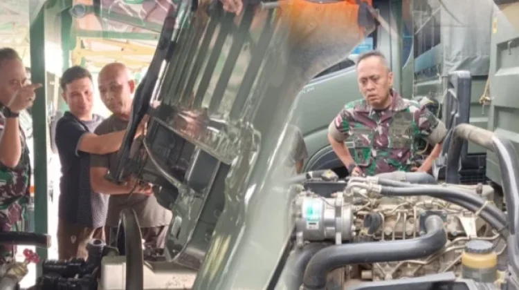 Korem 121/Abw Cek Kelengkapan Kendaraan Dinas