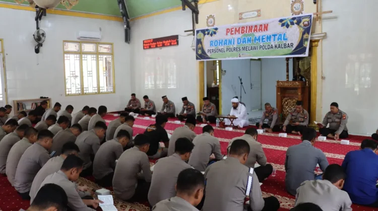 Binrohtal Polres Melawi Upaya Perkuat Iman Personel