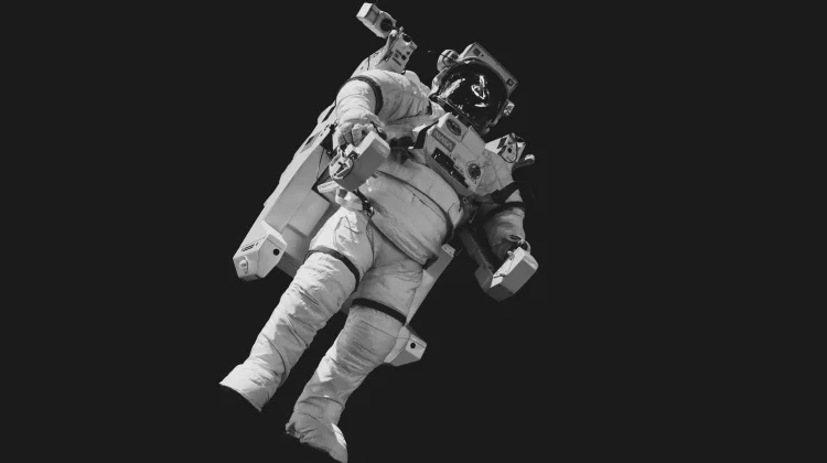 Space Exploration Day, Momen Mengenang Langkah Besar Manusia Menjelajahi Antarik