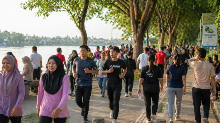 Cara Sehat Turunkan Berat Badan ala Warga Kabupaten Sintang