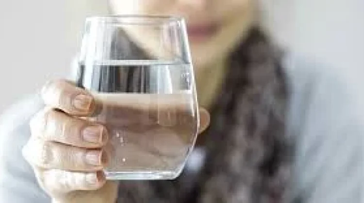 Manfaat Minum Air Putih untuk Kesehatan