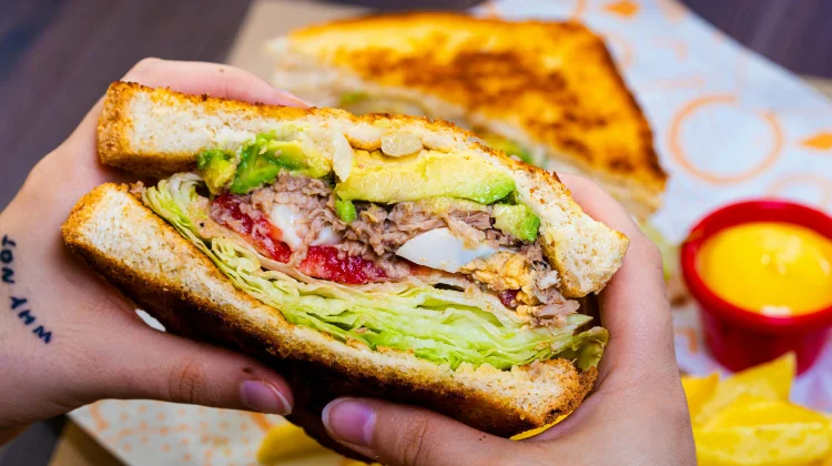 Menu Simpel Resep Sandwich Tuna Praktis