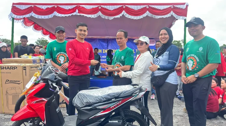 My Day di Sintang Berlangsung Meriah