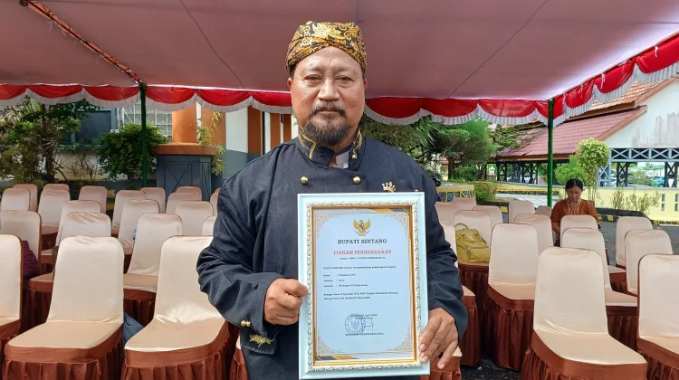 Kisah Inspiratif Guru Berprestasi di  Pelosok Sintang