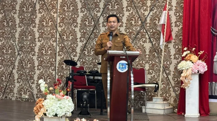 Wabup Sintang Beri Motivasi Pelajar dan Guru SMP Pancasetya Sintang