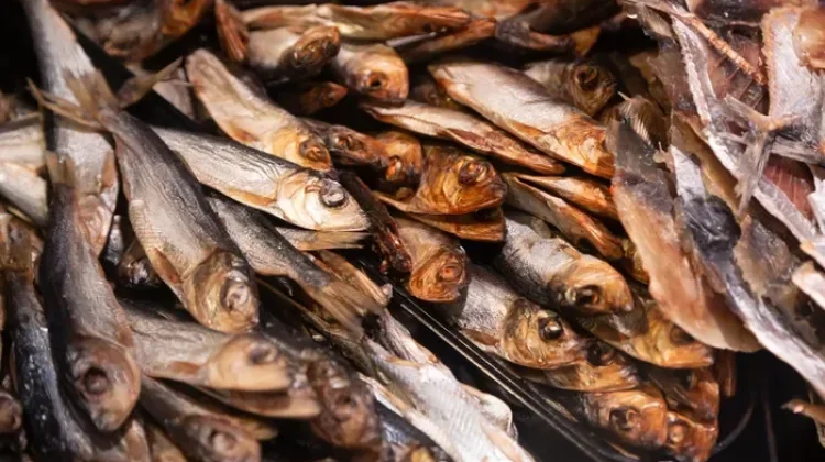 Ikan Asin: Lezat, Tradisional, tapi Perlu Diwaspadai