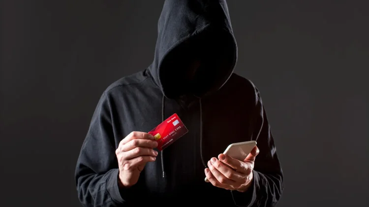 Waspada di Medsos! Ini Jenis Penipuan Digital yang Sering Menjebak Pengguna