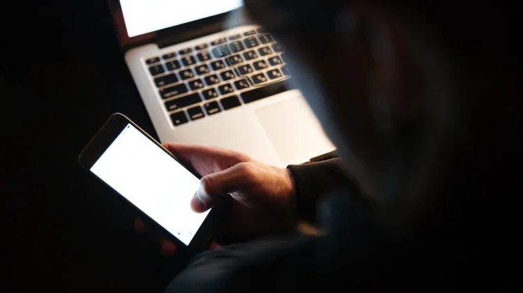 Waspadai Modus Penipuan Share Screen, Jangan Asal Ikuti Instruksi
