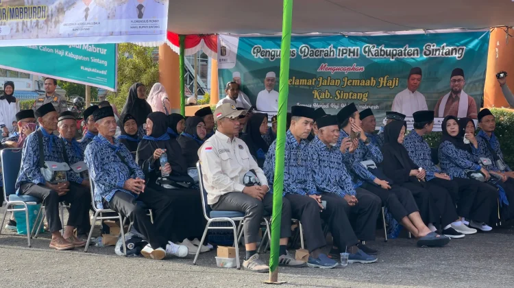 Hari Ini 33 Jamaah Haji Asal Sintang Diberangkatkan ke Tanah Suci