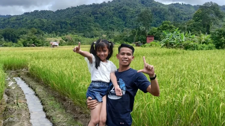 Cara Menguatkan Hubungan Ayah dan Anak agar Makin Akrab