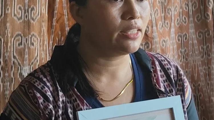 Salomina Wati Bangga Motif Tenunnya Dipakai Jokowi dan Raih Hak Cipta