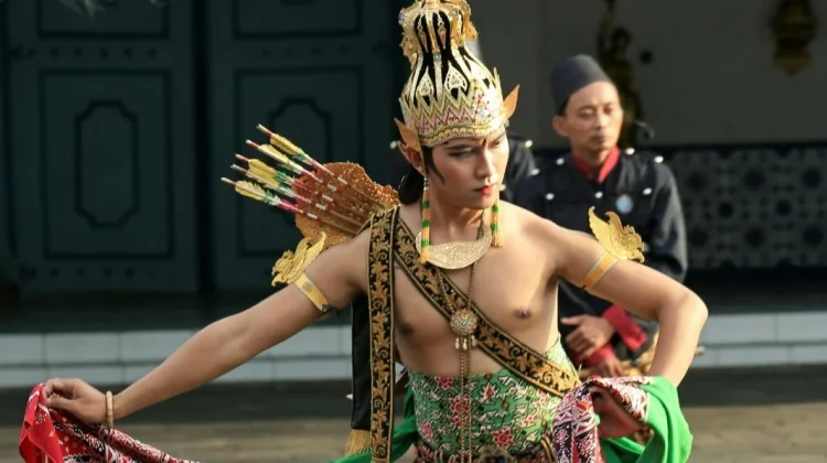 Tarian Tradisional Khas Jawa